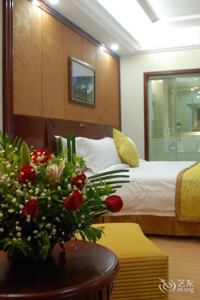 Vienna Hotel Shenzhen Pingdi Экстерьер фото
