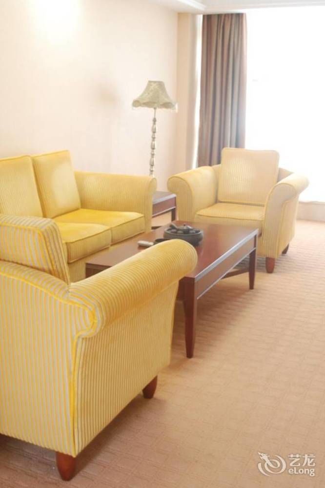 Vienna Hotel Shenzhen Pingdi Экстерьер фото